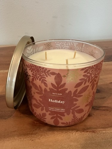 Bath & Body Works: 14.5 Oz 3-Wick Candle: Holiday - Picture 1 of 3
