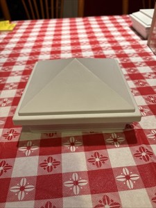 TREX WHITE 4 X 4 PYRAMID POST SLEEVE CAP 4.5 x 4.5 INSIDE MEASUREMENT