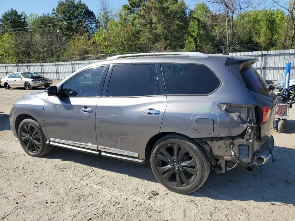 Used Front Upper Center Console fits: 2017 Nissan Pathfinder roof w/navigation s Foto 3 de 4