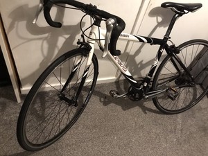 vanquish carrera road bike
