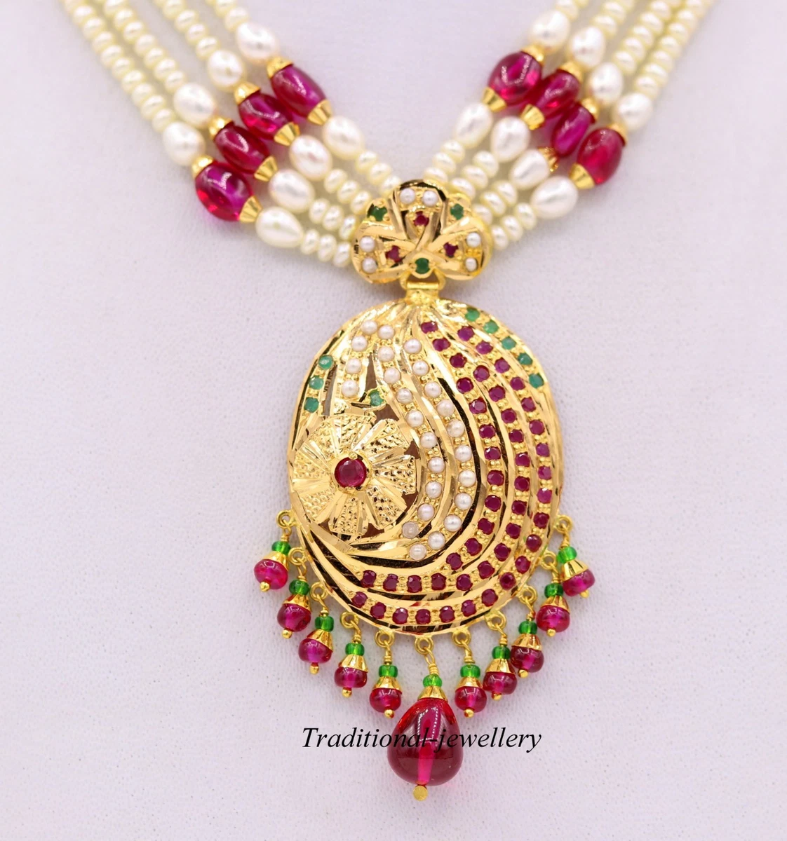 Ruby emerald discount pearl necklace set