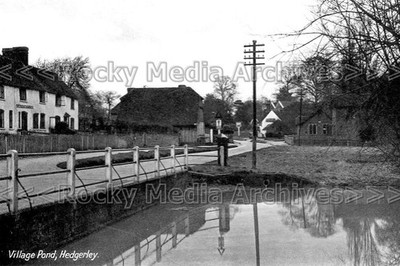 szz-35 The Pond, Hedgerley Village Nr Beaconsfield, Buckinghamshire. Foto