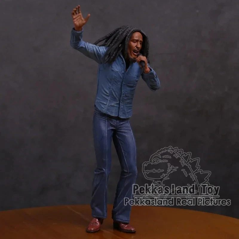 Boneco de ação Bob Marley Music Legends Jamaica cantor e microfone PVC. - Imagem 2 de 4