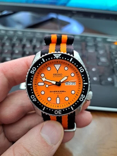 Vintage SEIKO SKX011 Automatic Orange Diver's Watch - 4R36 NH36 MOD