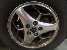 Wheel 16x6-12 Aluminum 3 Spoke With Honeycomb Fits 00-03 Grand Prix 1642930 Wheel 16x6-12 Aluminum 3 Spoke With Honeycomb Fits 00-03 Grand Prix 1642930