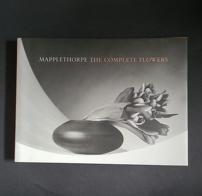 The Complete Flowers; Robert Mapplethorpe; Jamaica Kincaid; teNeues Verlag