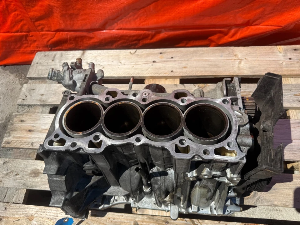 94-01 ACURA INTEGRA - NO VTEC B18B1 B18B B18 - BLOQUE CORTO CON CIGÜEÑAL Foto 2 de 4