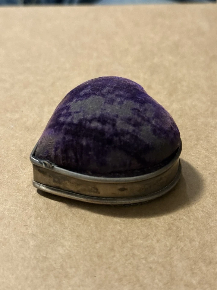 Joyero Birmingham 1800 L Spiers plata esterlina y terciopelo en forma de corazón Foto 2 de 4