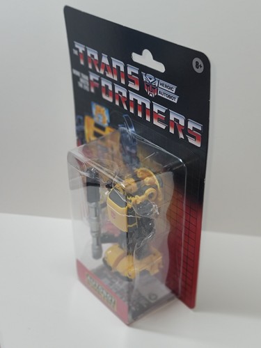 Transformers Carded Retro G1 Autobot Bumblebee + Gears! 2025 Walmart - Picture 5 of 10