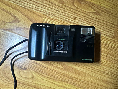 Chinon 35FX-III 35mm Film Camera Focus Free Motorized Tested Working w/ Case