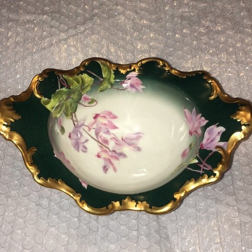 Limoges Cyclamen Flores Pintadas a Mano Oro Patas Doradas Precioso Tazón