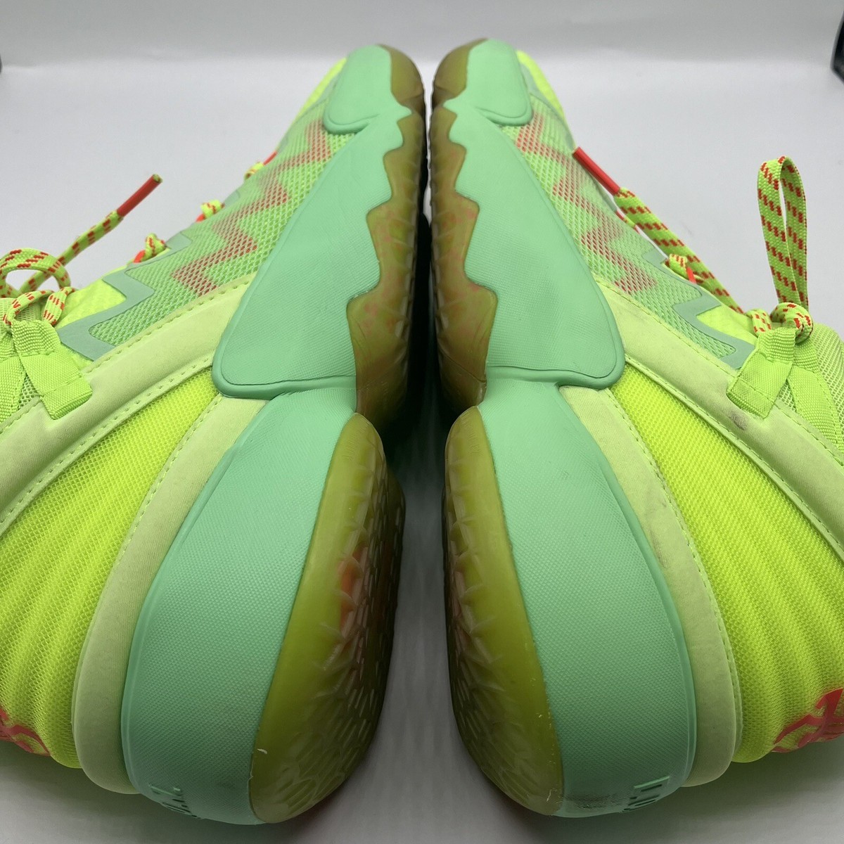 ADIDAS D.O.N. Issue #2 Marvel Spidey Sense Donovan Mitchell  display picture 2