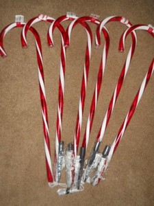 BRAND NEW! 6 SINGLE LIGHT UP RED CHRISTMAS CANDY CANES YARD SIDEWALK MARKERS 27"