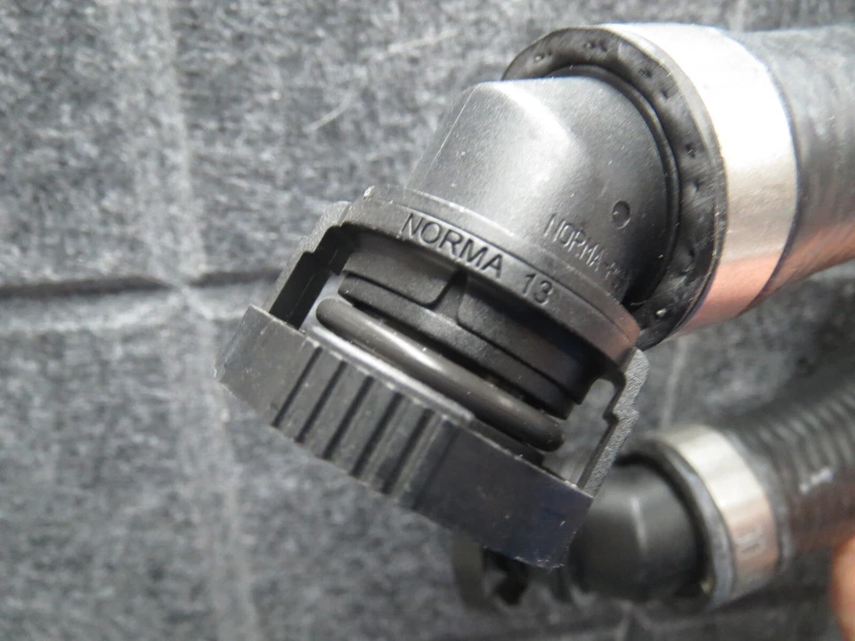 Manguera de bomba de aire para BMW 325i 330i 2001-2005 genuina 11727555681 - ¡Envío rápido! Foto 3 de 4