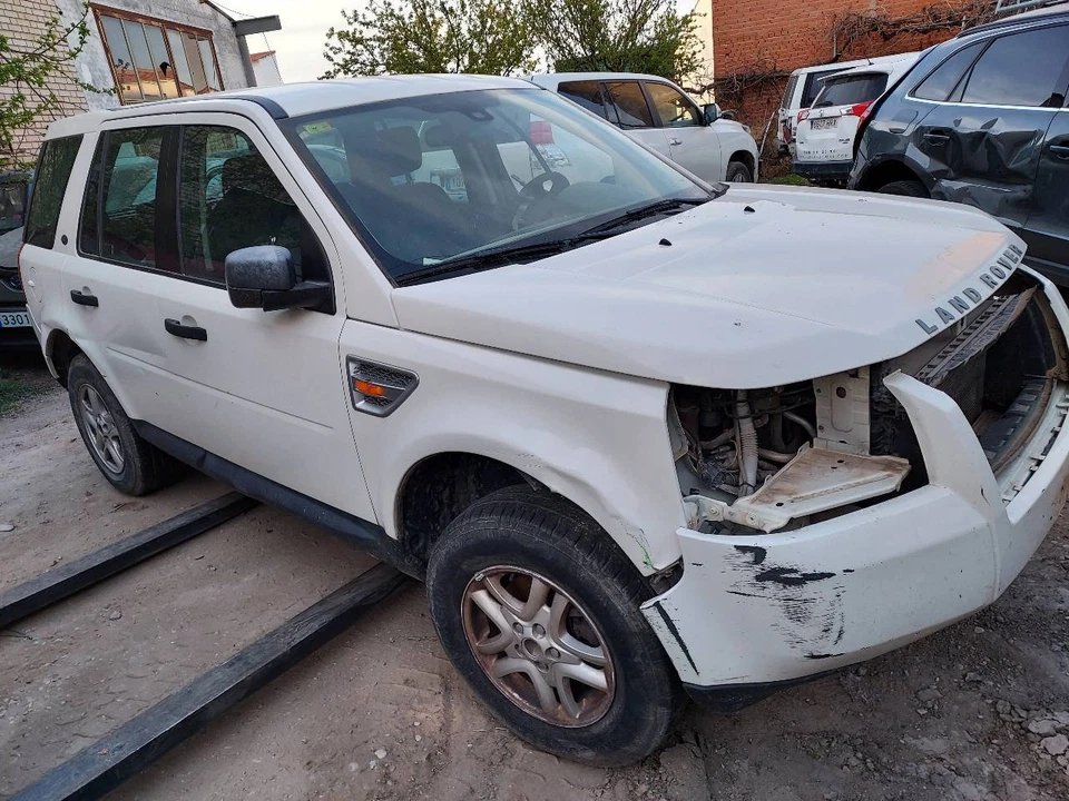 Front Window Cover for LAND ROVER FREELANDER (LR2) TD4 SE 2008 268718 - Image 3 of 4