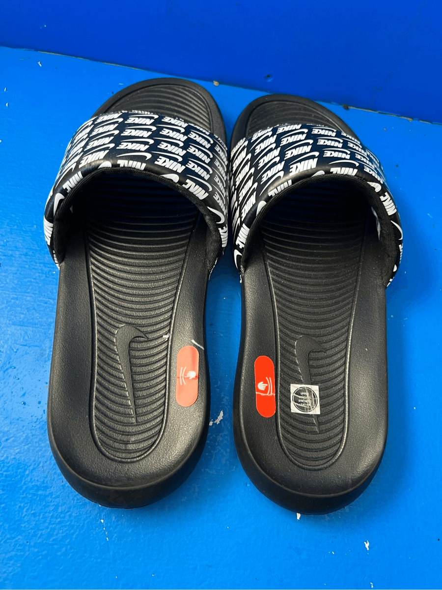 Nike Men's Victori One Slide Print 'Repeat Logo - Black