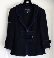 CHANEL 17P BLACK NAVY BLUE CC LOGO TWEED JACKET 36