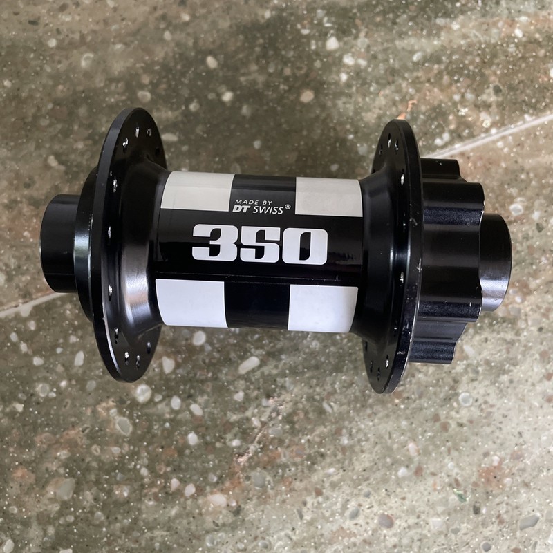 DT Swiss 350 Classic front disc 6 bolt 110 x 20 mm, 32 hole, black