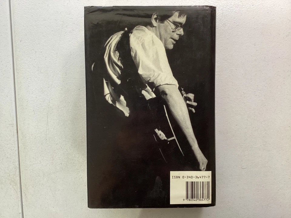 Stephen King It 1st Edition UK Printing Hodder & Stoughton 1986 First Printing - Image 2 of 4