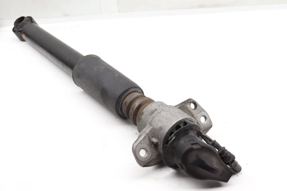 2016–2018 AUDI A7 QUATTRO — задняя стойка/амортизатор 4G0616031AE - Изображение 3 из 4