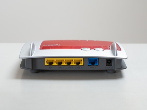 AVM FRITZ!Box 4020 WLAN Router Repeater Mesh Fritzbox 450Mbit/s - Afbeelding 3 van 3