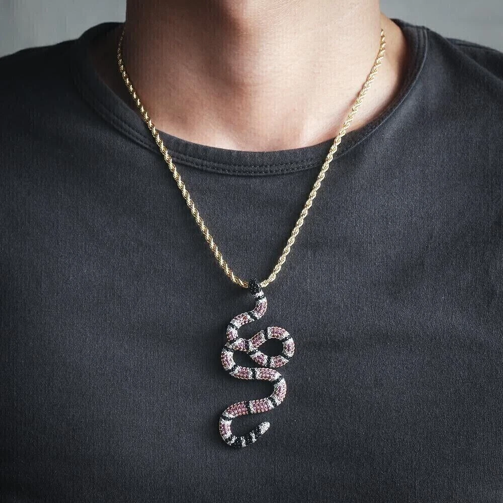 Gucci sale snake pendant