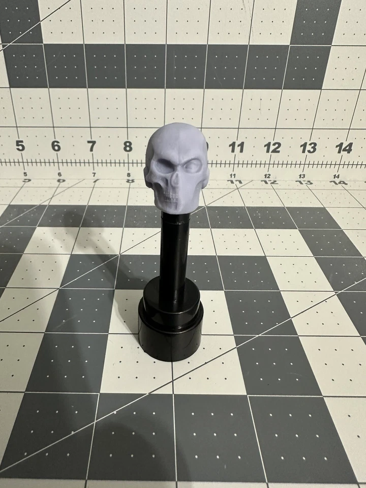 Impreso en 3D - 1/12 Deathstroke Cabeza Escultura Mezco Batman Caballero Soberano Escala Foto 3 de 4