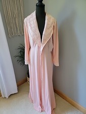 Vintage JC Penny Nylon Robe Peach Colored Housecoat Size Med