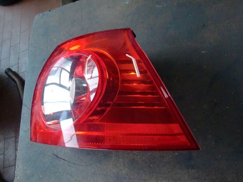 Rücklicht rechts außen VW Golf V Bj07 1K6945096N
