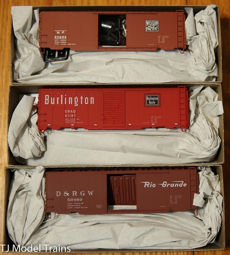 Accurail HO #8077 (paquete de 3) CB&Q, D&RGW y WP (kits de vagones de carga PS-1 40') | Zustand: New