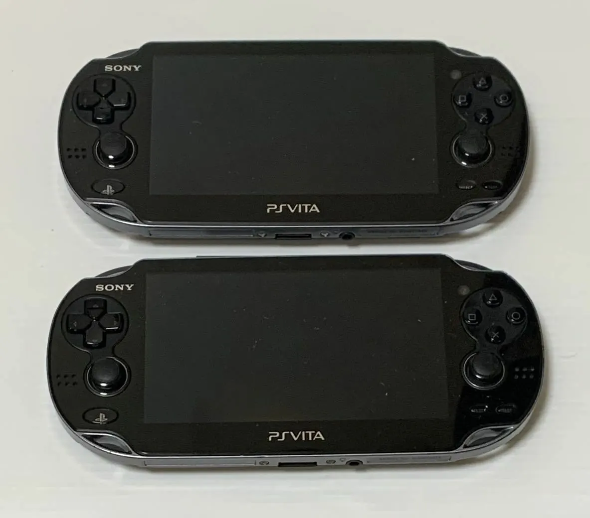 Playstation vita Wi-Fi model PCH-1100 1100 black 2 pcs set Japan