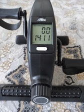 Pedaltrainer mit Display, Widerstand & Fußmassage – wie neu