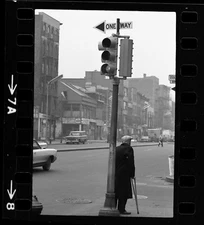 '67 Bowery & Riverton St Man Crutch New York Manhattan NYC Old Photo Negative A2