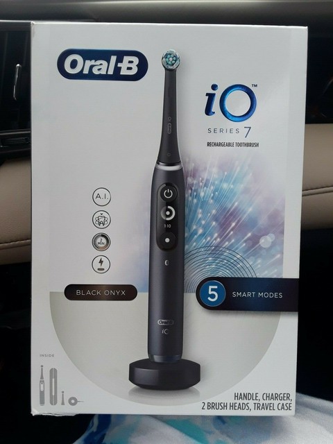 oral b io ™ series 7 electric toothbrush in onyx black