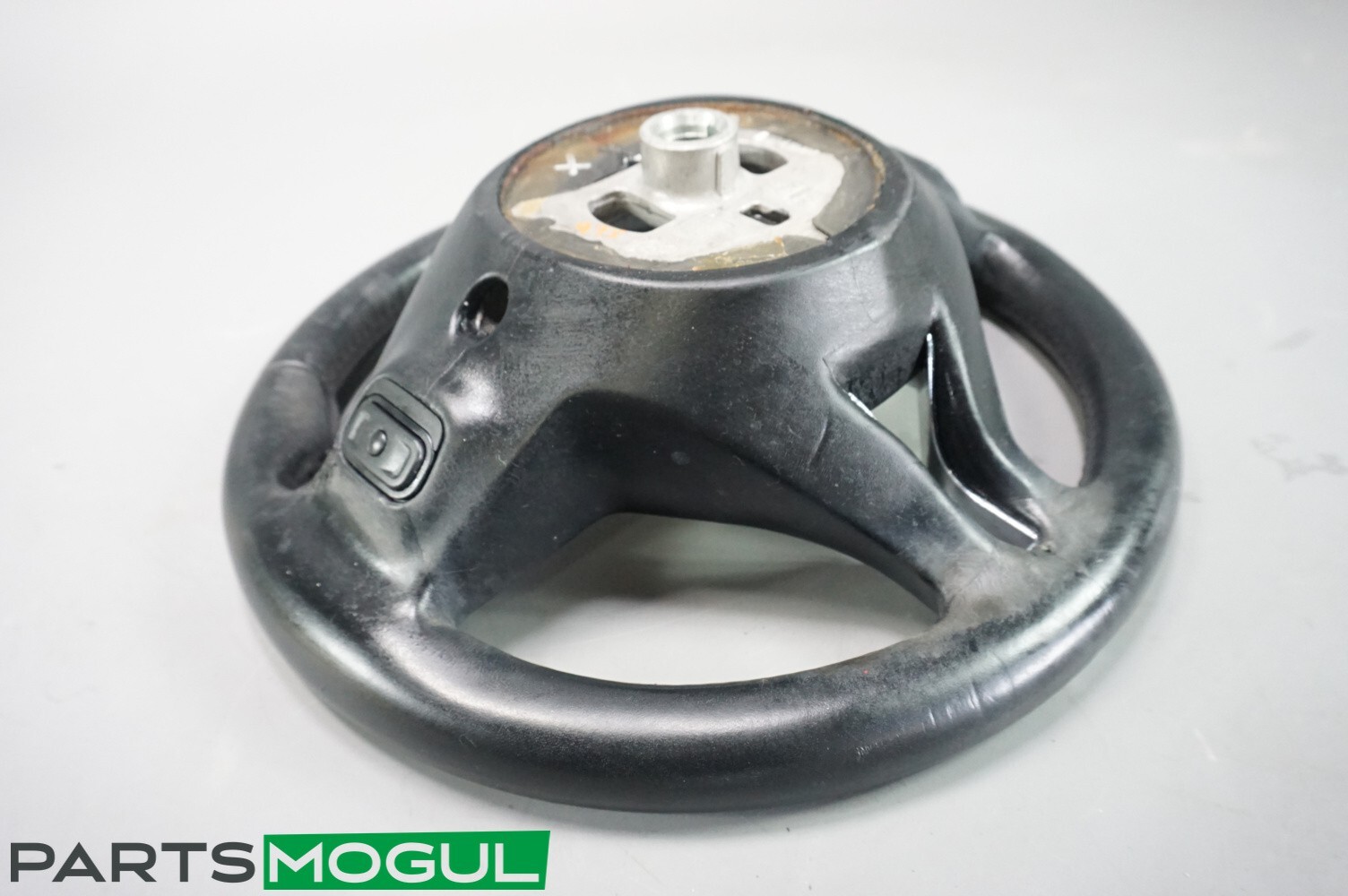 2014-2016 MASERATI QUATTROPORTE DRIVING WHEEL LEATHER OEM