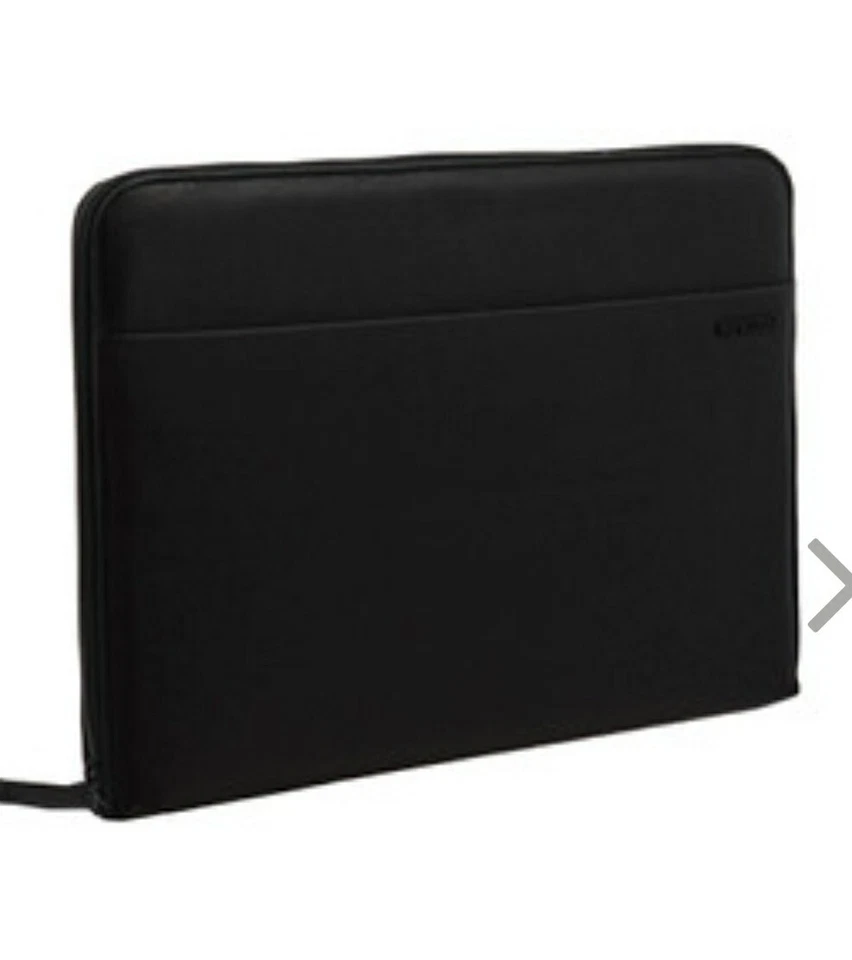 Incase Pathway Folio for 15" MacBook Pro - Black Outside, Purple Inside CL60322 - Image 3 of 4