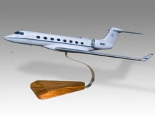 Gulfstream G650 Desk Wood Airplane New Model Small Scale 1/100