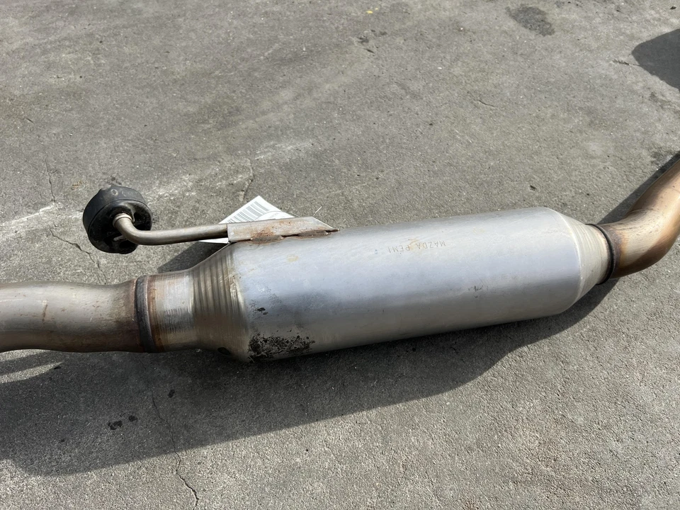 2019 2020 2021 2022 Mazda MX-5 Miata Exhaust  & Pipe Assembly - Image 4 of 4