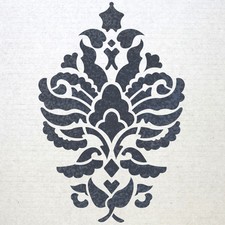 Wiederverwendbare Damast Wandschablonen Gloria f&uuml;r Allover Wand DIY Deko