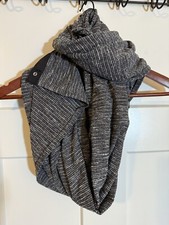 Lululemon Infiniti Scarf Yoga Wrap Snap Closure Soft Heather Gray Black Logo