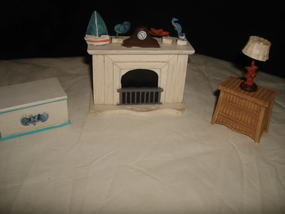 Lote de 24 muebles vintage en miniatura de madera y cerámica para casa de muñecas usados en excelente estado Foto 4 de 4