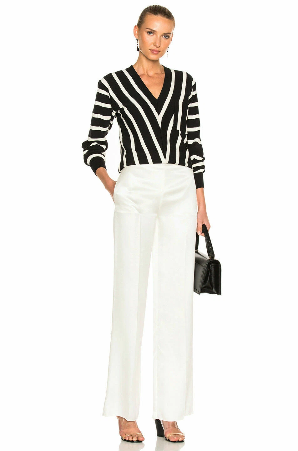 Chloe — CHLOE SHIRT STRIPE V NECK COTTON SWEATER/TOP/ PULLOVER IN BLACK AND WHITE XS