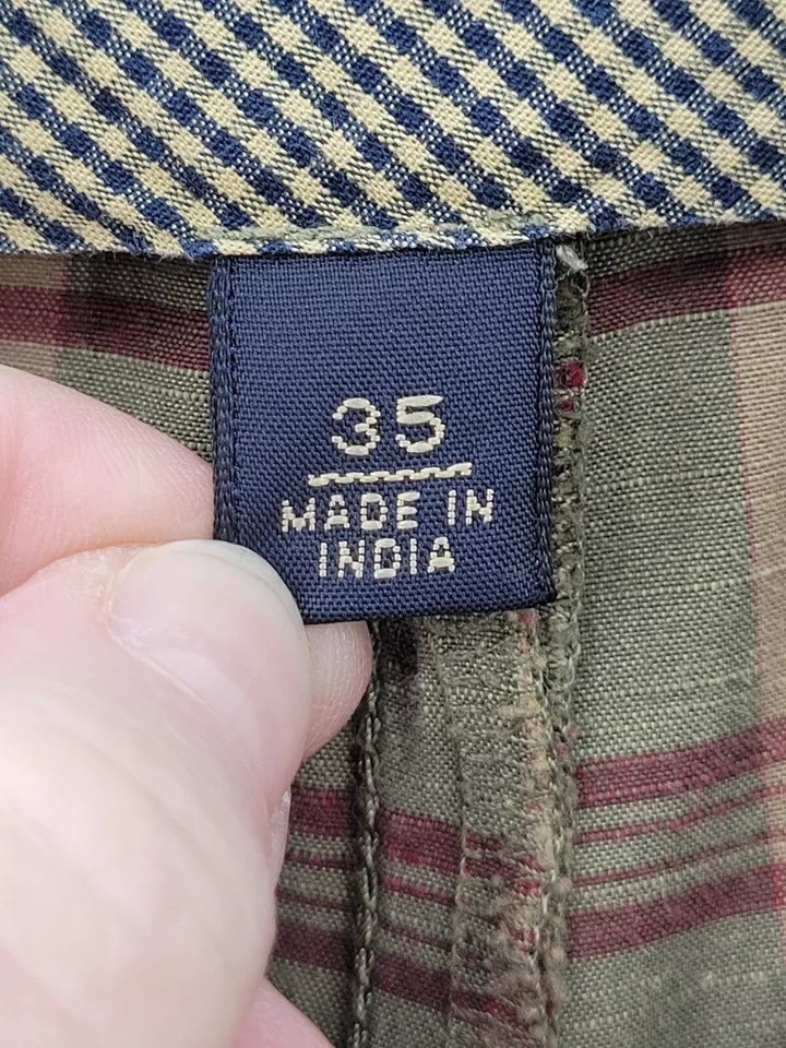 Pantalones Cortos Banana Republic Para Hombres 35 Marrón A Cuadros Frente Plano Bermudas Preppy Informales Foto 3 de 4