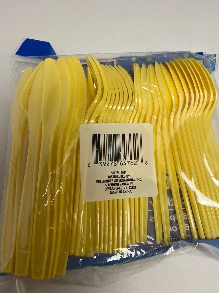 Juego de 16 cucharas, tenedores y cuchillos de plástico Ea amarillos 48 piezas nuevo con etiquetas  Foto 3 de 4