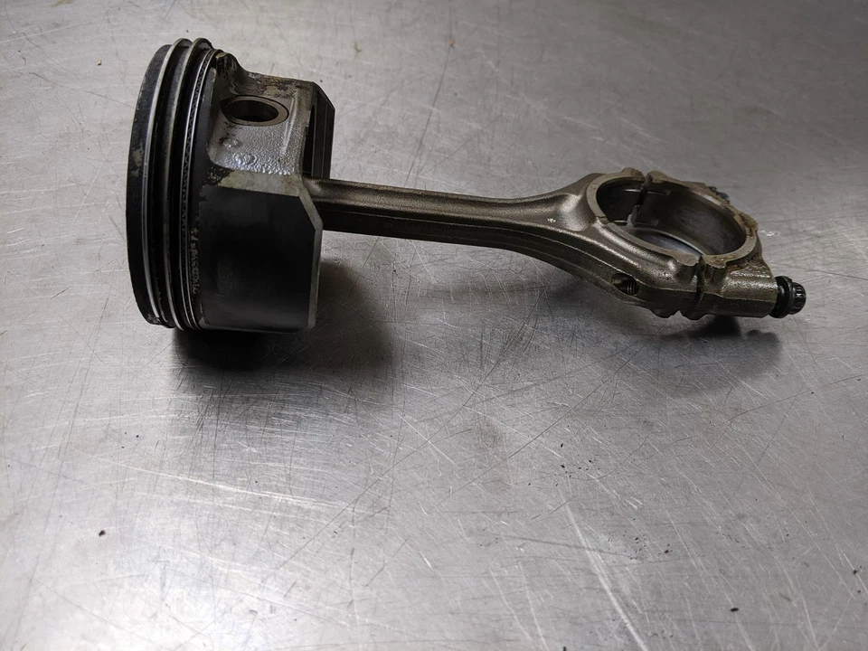 Piston and Connecting Rod Standard For 11-15 Jeep Patriot  2.4 - Image 3 of 4