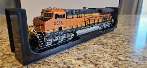 Escala HO InterMountain BNSF Nº 3888 ET44C4 DCC SONIDO EQUIPADO | Zustand: New