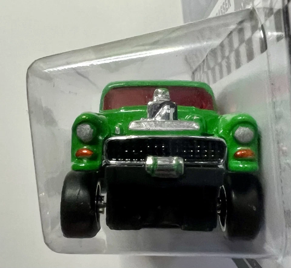 HOT WHEELS CUSTOM MT. DEW 55’ CHEVY BEL AIR GASSER EN NEUMÁTICOS RR Foto 4 de 4