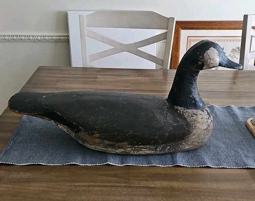 VINTAGE CANADA GOOSE Wooden DECOY Antique Primitive