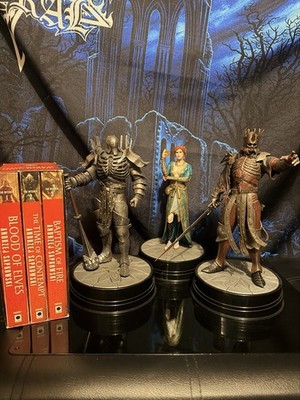 The Witcher 3 Books + Figures. Large. Undamaged. No original boxes.
