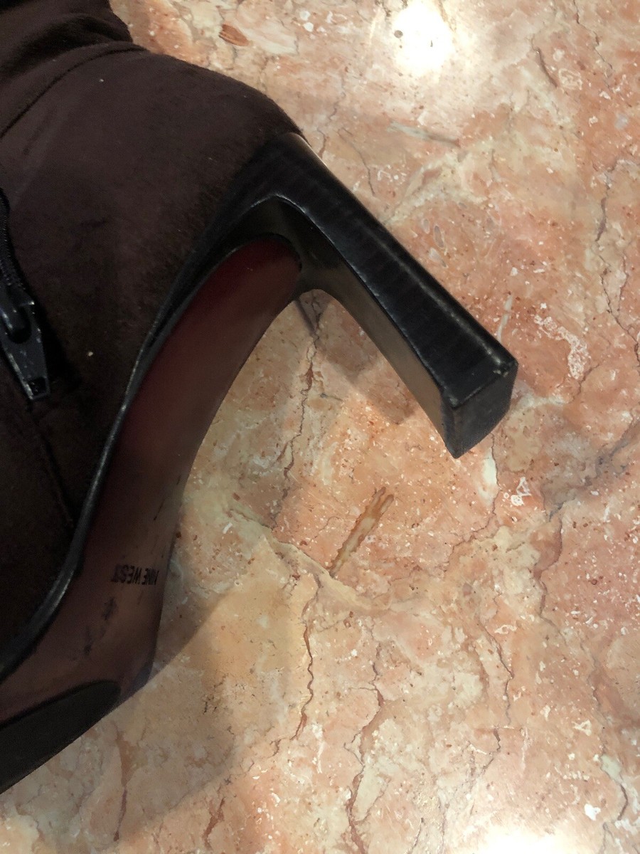 Bottes Nine West En Faux Daim Marron - Taille 7.5, Fermeture Zip, Talon Moyen, Occasion